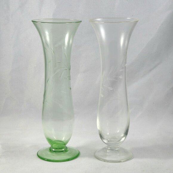 Vintage Bud Vase Set Etched Small Glass Vases Depression Ware Home Decor Gift 6" - Picture 1 of 3